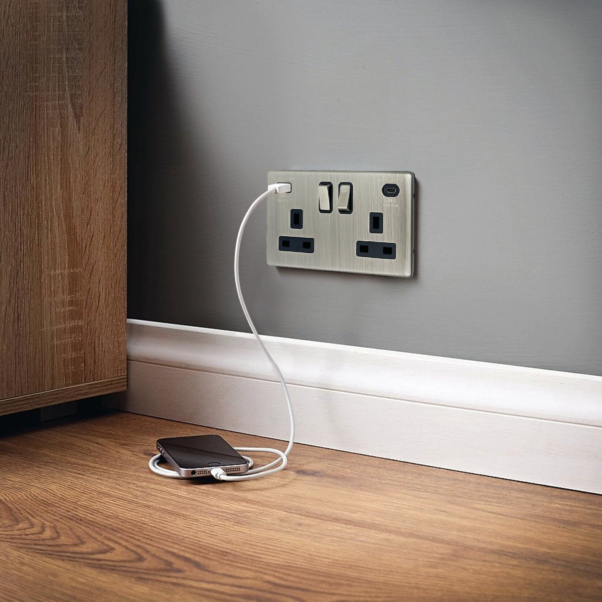 USB Double Socket With 2 USB Charger Port Brushed Chrome Plate Quick Charge - Energy Light Bulbs - Free delivery on all orders